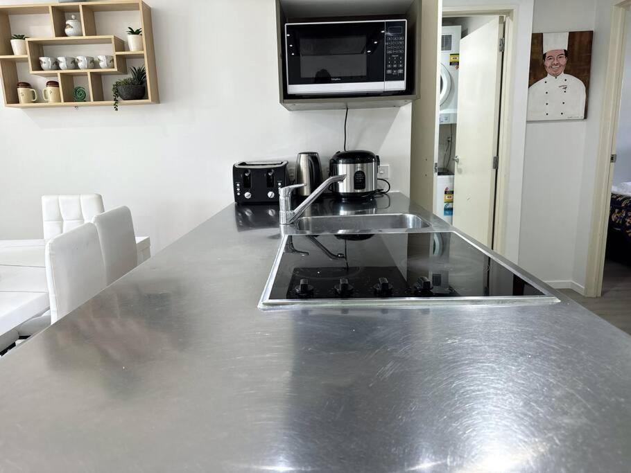 Immaculate 3 Bd 2 Bth Apartment -Free Carpark & Pool Όκλαντ Εξωτερικό φωτογραφία